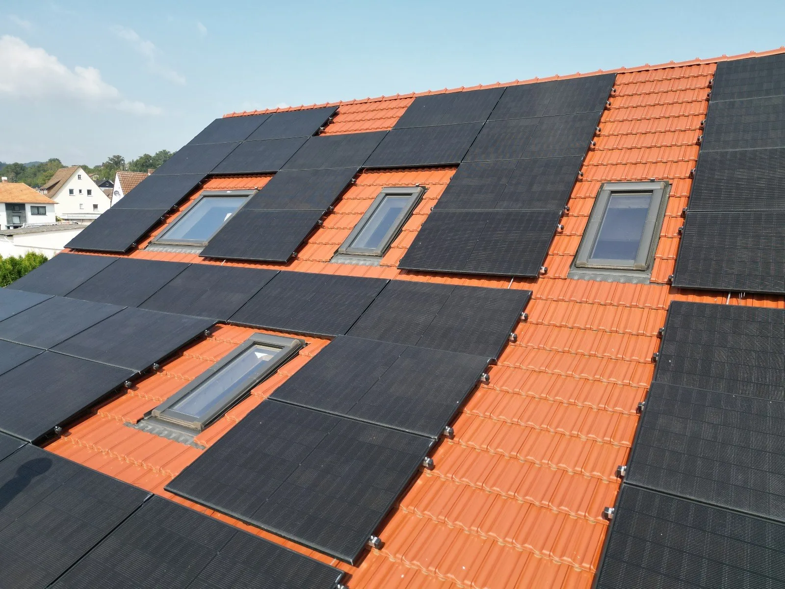 Buderus-Wärmepumpe Außeneinheit – Thiessen Energy