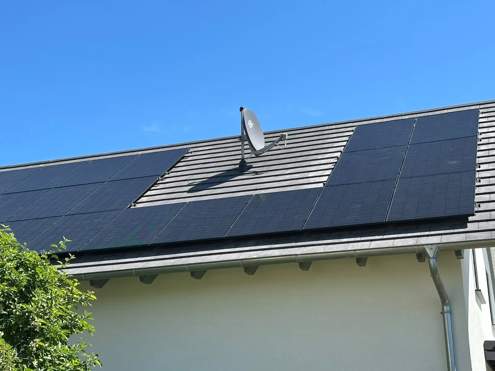 Buderus-Wärmepumpe Außeneinheit in Rotenburg an der Fulda – Thiessen Energy